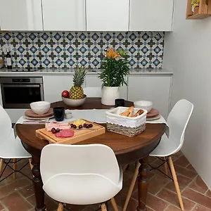 Stylish Townhouse With Gallery In The Heart Of Tavira For Two Holiday home